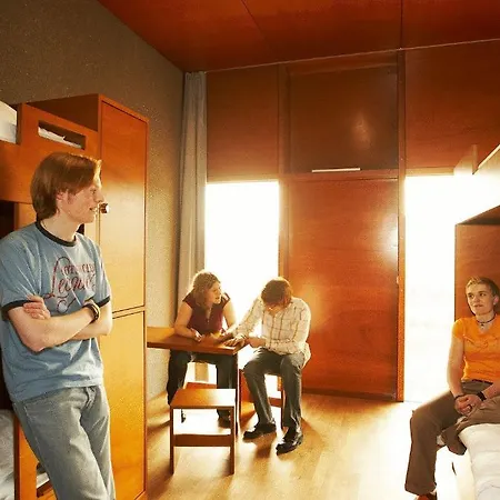 Youth Schengen / אכסניה